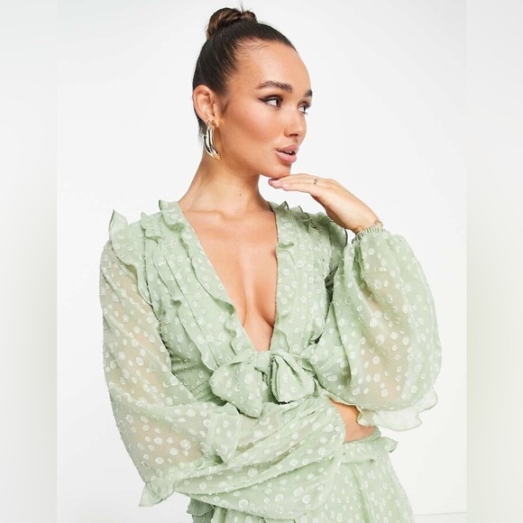 ASOS Pleat Detail Midi Dress In Jacquard Satin Spot With Tie Detail In Sage - Picture 2 of 7